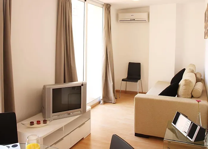 Apartment Mh S. Familia *