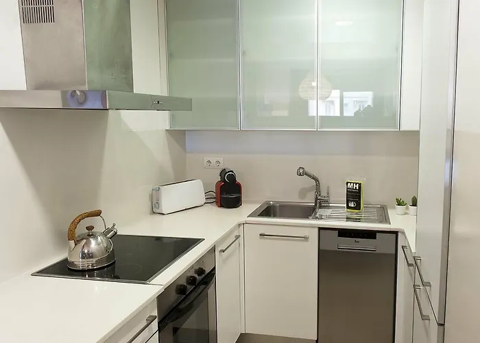 Mh S. Familia Apartment