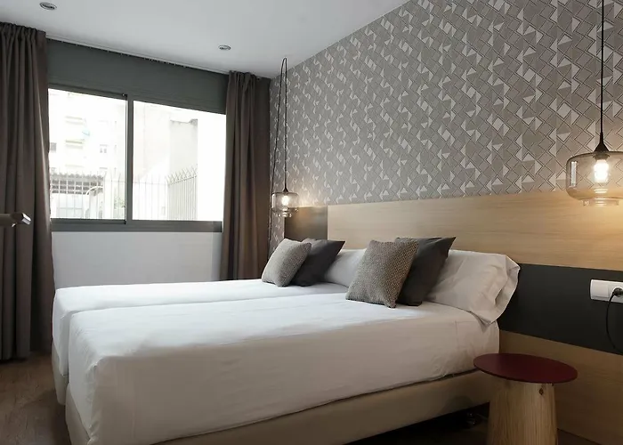 Mh S. Familia Apartment Barcelona
